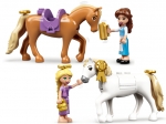 LEGO® Disney 43195 - Kráľovské stajne Krásky a Rapunzel